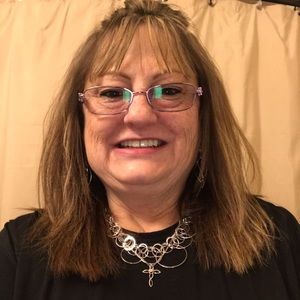 Meet your Posher, Valerie